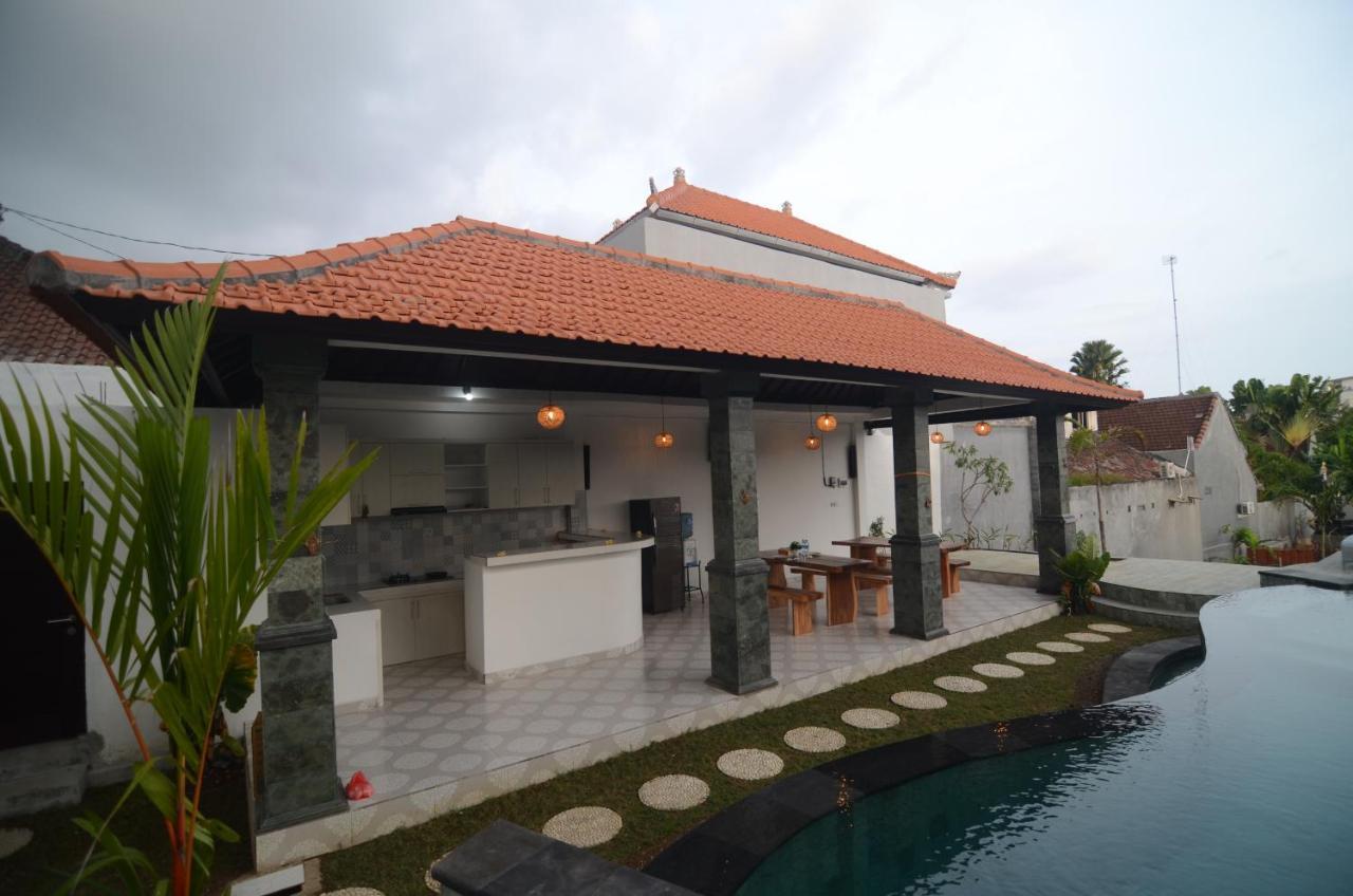 Kusuma Guesthouse 2 Canggu Exterior foto